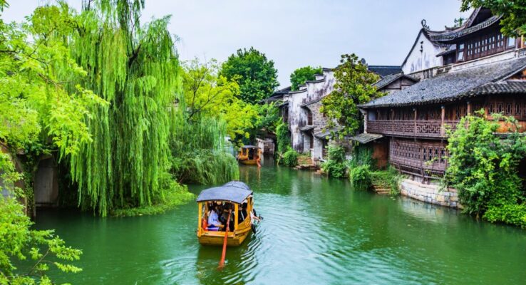 HÀNH TRÌNH KHÁM PHÁ CẢNH SẮC GIANG NAM